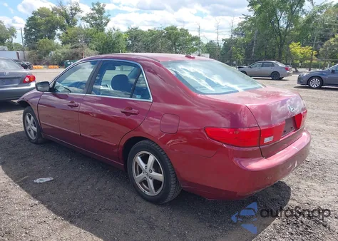 2005 Honda Accord 2.4 Ex from USA, damaged, VIN 1HGCM568X5A019556